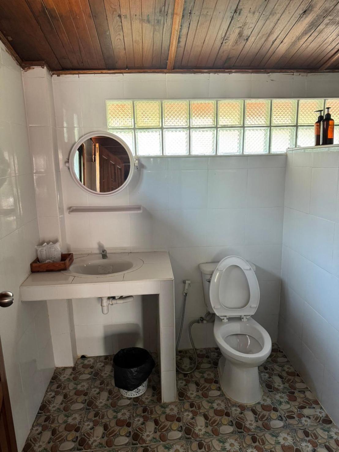 Denchai City Resort เด่นชัยซิตี้ รีสอร์ท Phrae Eksteriør billede