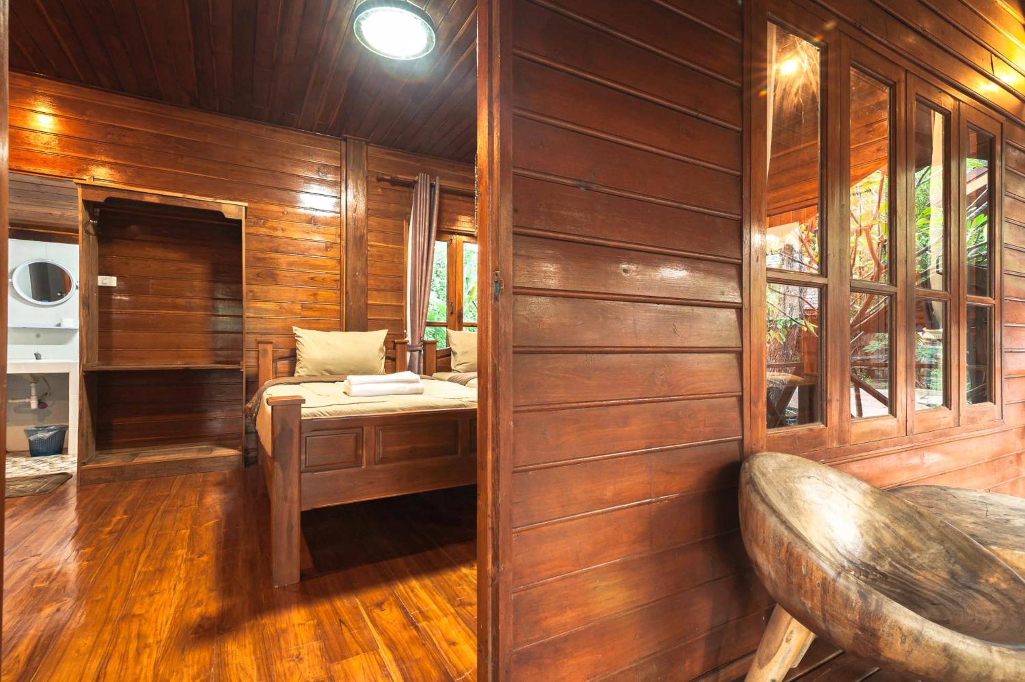 Denchai City Resort เด่นชัยซิตี้ รีสอร์ท Phrae Eksteriør billede